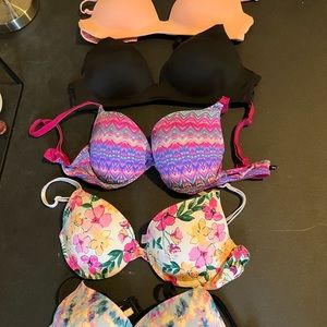 Victoria’s Secret Lot 32C